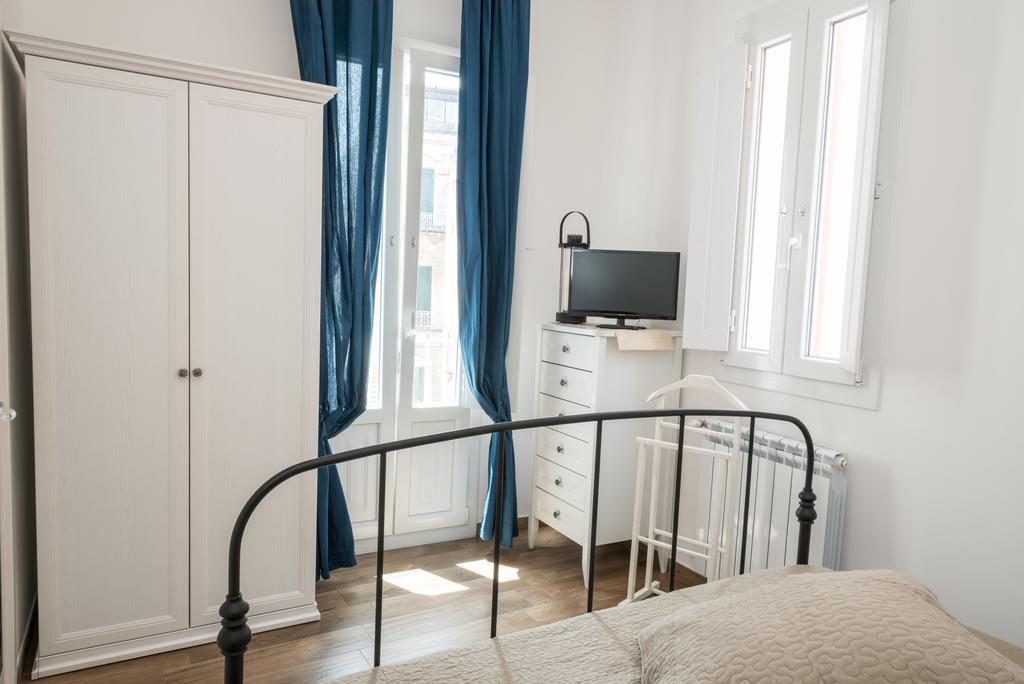 Casa Rebecca Apartment Monopoli Ruang foto